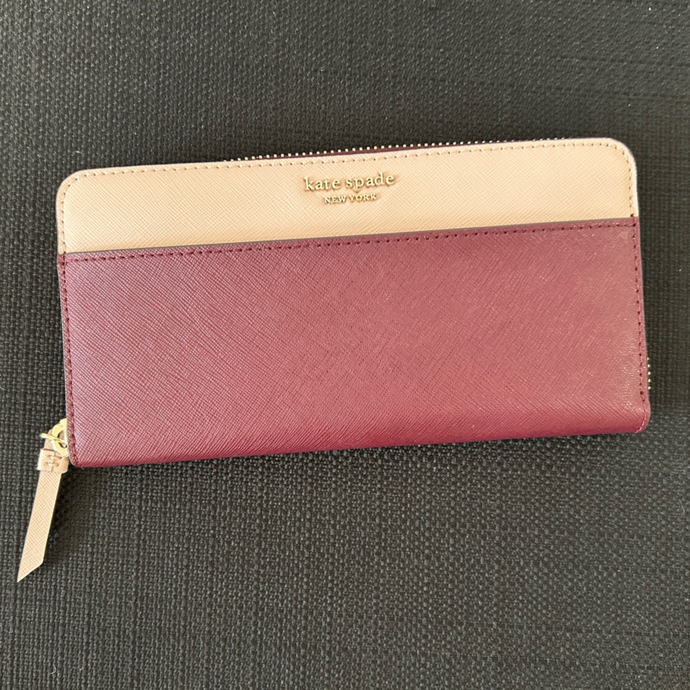 Kate Spade Wallet ♠️